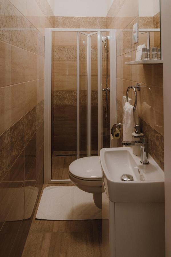 Dozsa Apartman Сегед Екстериор снимка