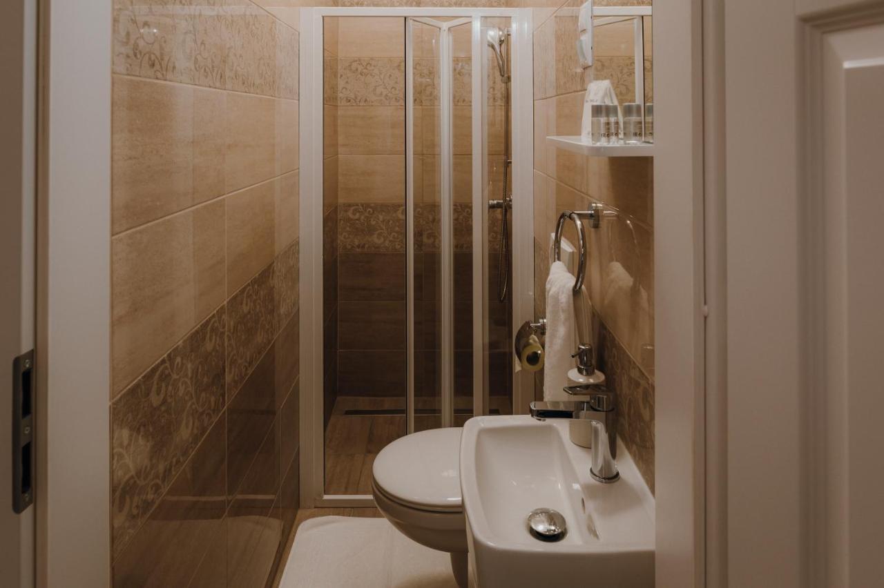 Dozsa Apartman Сегед Екстериор снимка