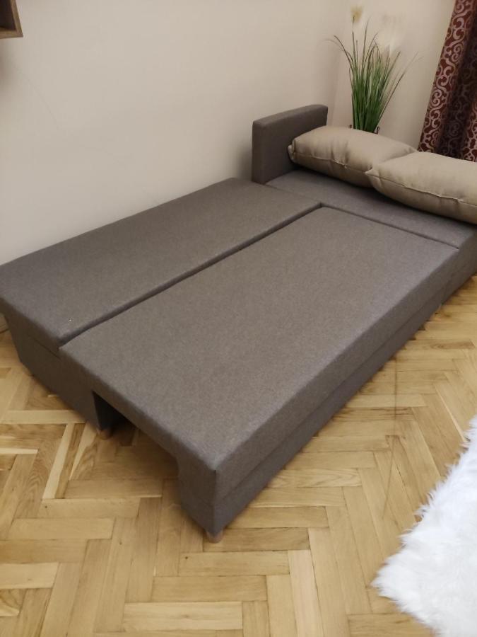 Dozsa Apartman Сегед Екстериор снимка